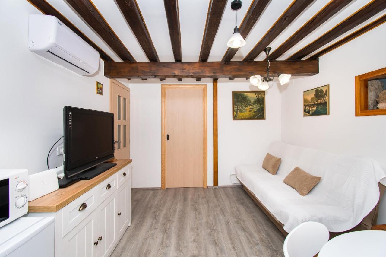 Apartment Rustika スクラーディン エクステリア 写真